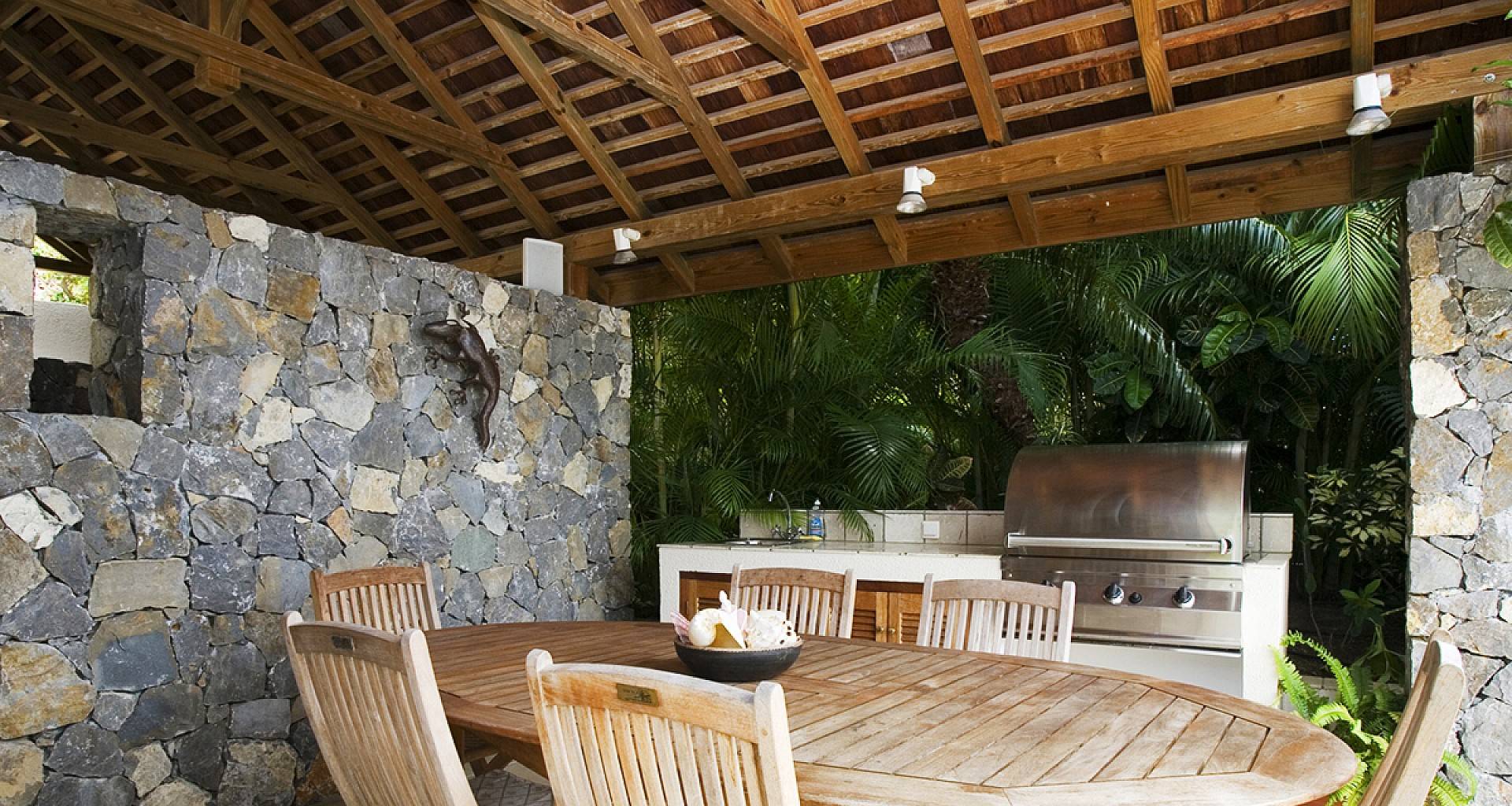 Villa Des Amis Kitchen