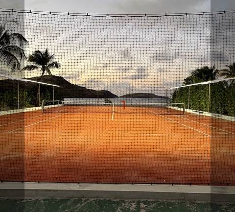 Villa La Vie en Rose Shared Tennis Court